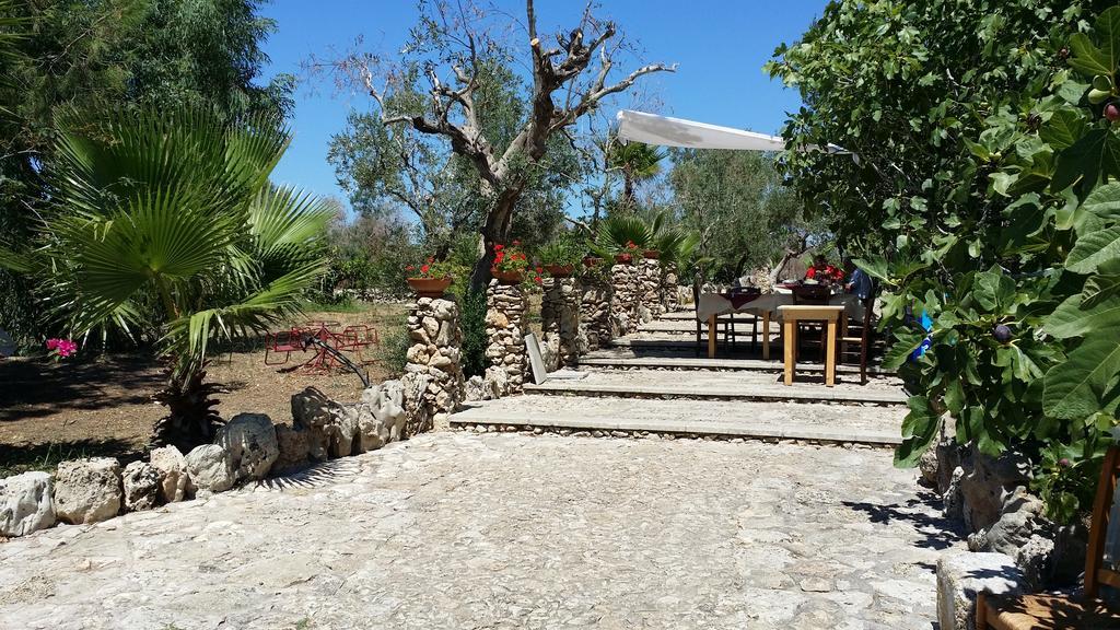 Agriturismo Tenuta La Siesta Gallipolli Exteriör bild